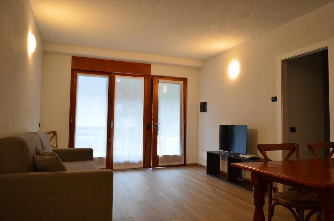 Appartamenti Sky Express Campodolcino Bagian luar foto